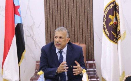 فريق التوجيه والرقابة الرئاسي يطلع على سير العمل الإداري والمالي بانتقالي المهرة