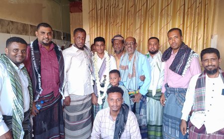 ناصر عوض ماطر يوقع أوراق اعتماد ذهابه إلى القفص الذهبي