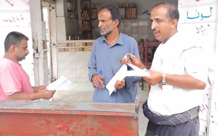 صحة البيئة في مديرية لودر تلزم عمال المطاعم والمقاهي بالحصول على البطاقة الصحية