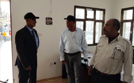 مدير عام جمرك شحن يدشّن عمل الإدارات الجمركية في المبنى الجديد