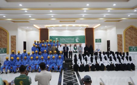 مركز الملك سلمان للإغاثة يسلم 80 حقيبة مهنية لدعم مشاريع الشباب في وادي حضرموت