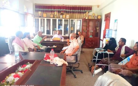 تربية لحج تناقش مع المدارس المستهدفة برامج المجلس النرويجي لتحسين التعليم