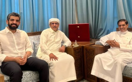 النائب البحسني يبحث مع الكثيري والبيض مستجدات الأوضاع السياسية ويؤكد مكانة حضرموت الإستراتيجية