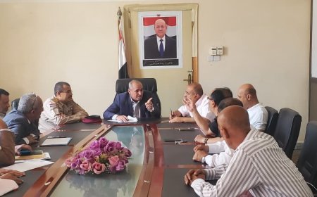 لجنة الاحتفالات بالأعياد الوطنية في تعز تناقش خطة عملها