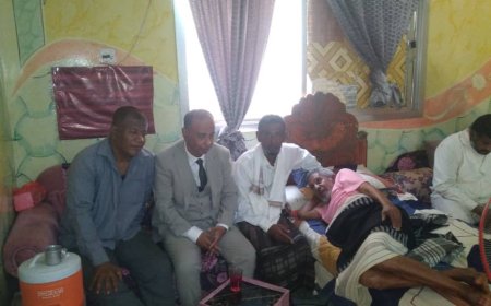مدير عام زنجبار يزور نائب رئيس ملتقى أبناء زنجبار للاطمئنان على صحته