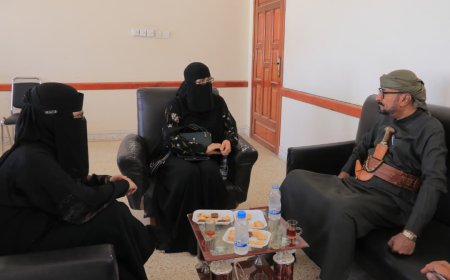 لقاء يبحث تنفيذ برامج تدريبية لتأهيل الكوادر التعليمية بمديرية شبام