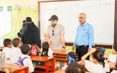 مدير عام صيرة يتفقد سير العملية التعليمية في مدرستي الغرباني والبيحاني