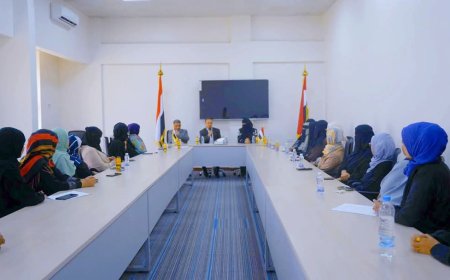 بقيادة اللجنة الوطنية للمرأة بمأرب ومشاركة فريق إعلاميات للسلام في زيارة نوعية لقناة سبأ لتكريس دور المرأة القيادي ..