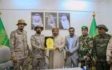 محافظ سقطرى يودّع قائد قوة 808 للدعم والإسناد السلف ويستقبل الخلف