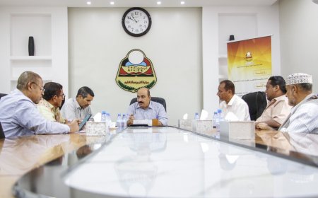 اجتماع بتربية ساحل حضرموت يناقش سير العملية التعليمية بمديرية الريدة وقصيعر