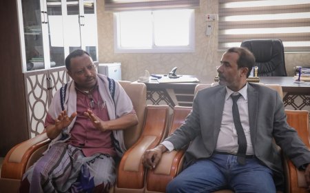 فريق التوجيه والرقابة الرئاسي يناقش أوضاع مكتب الخدمة المدنية بمحافظة المهرة