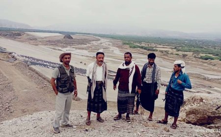 رئيس تنفيذية انتقالي أبين يتفقد سير العمل في مشروع سد حسان