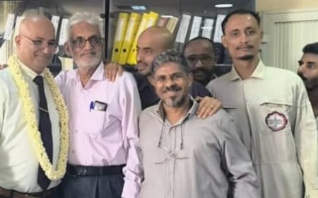 عمال محطة الحسوة الكهروحرارية يكرمون مديرهم العام لإعادة تشغيل المحطة والتوربين الخامس