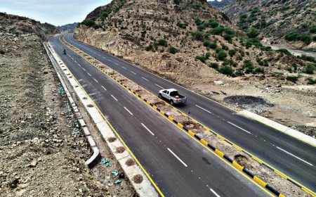 شركة أولاد اللجامي تكتب إنجازا جديدا في تعز.. الانتهاء من أعمال طريق موزع – المخا – الكدحة(صور )