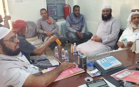 مدير وحدة النظافة و التحسين بمديرية القطن يلتقي لجنة الزواج الجماعي بمنطقة العنين
