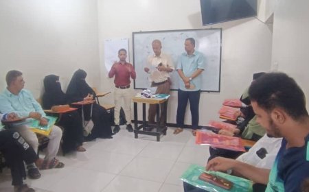 مدير رياضة لحج يدشن الدورة التدريبية للتوعية الرياضية لرؤساء الاتحادات