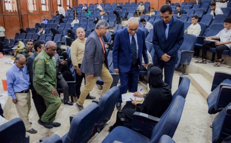جامعة عدن تختتم امتحانات المفاضلة بكلية الحقوق للعام الجامعي الجديد