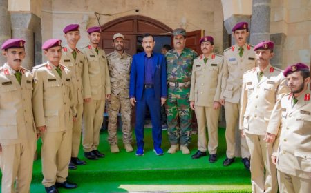 محافظ شبوة يستقبل خريجي كلية زايد للعلوم العسكرية