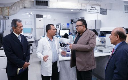 باشراحيل: مركز السرطان بتعز نموذج للعمل الإنساني