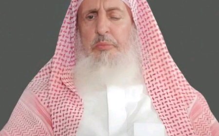 مدير عام مكتب الأوقاف والإرشاد بمحافظة أبين يعزي في وفاة سماحة المفتي العام للمملكة العربية السعودية