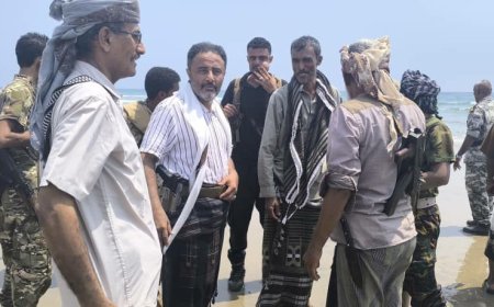 انتقالي أحور والسلطة المحلية يستقبلان رئيس انتقالي أبين والوفد المرافق له للوقوف على قضية السفينة الهندية