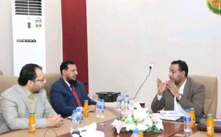 الوزير العكبري يلتقي وكلاء محافظة عدن شيخ والكاف لمناقشة استقرار الأوضاع التربوية والتعليمية