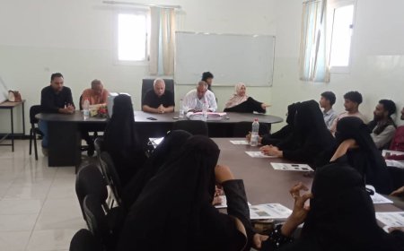 مدير عام صحة عدن يشدد على مضاعفة الجهود لإنجاح حملة التحصين ضد شلل الأطفال