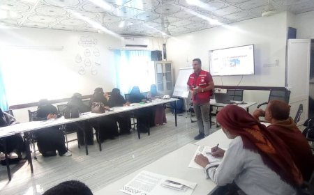لحج.. الإعلامي التربوي في رحاب جمعية الهلال الأحمر لتعزيز المعرفة