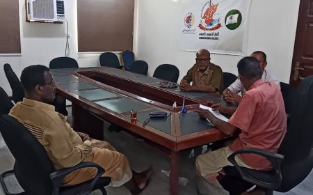 الهيئة الحضرمية لإصلاح ذات البين تناقش تنفيذ فعالية تثقيفية لأمهات الأيتام بالشراكة مع جمعية الصديق التنموية بالمكلا