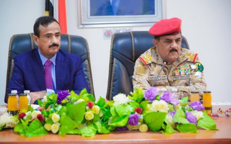 بحضور وزير الدفاع.. محافظ شبوة يستعرض الإنجازات الأمنية والعسكرية