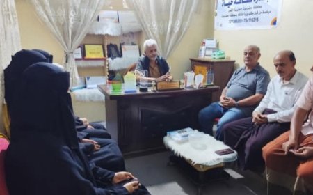 فريق التوجيه والرقابة الرئاسي يطلع على سير عمل مبادرة "ثقافة حياة" بالشحر