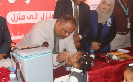 مكتب وزارة الصحة العامة والسكان بساحل حضرموت يدشن الحملة الوطنية للتحصين ضد مرض شلل الأطفال الجولة الثانية بالمكلا