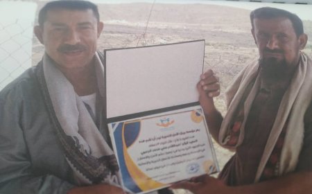 منسق عمل المنظمات بمديرية لودر يلتقي قائد اللواء ١٠٣ العميد عبد القادر الجعري