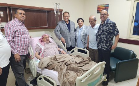 الرئيس علي ناصر محمد يزور الشيخ سلطان البركاني في القاهرة