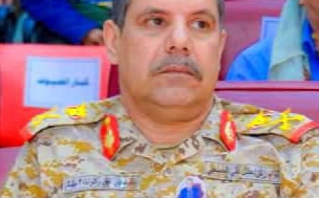 قائد محور عتق يعزي في وفاة الشيخ صالح عبدالله ناجي المصعبي