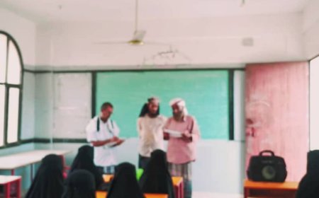 مدير التربية والتعليم بمديرية الوضيع يزور مدرسة امعبد ناصر ومجمع بلقيس للبنات