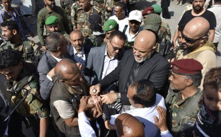 محافظ تعز يدشن الحملة الوطنية الطارئة للتحصين ضد شلل الأطفال