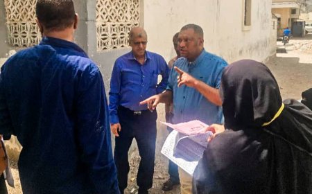 نائب مدير الصحة بساحل حضرموت يتفقد سير حملة التحصين في بروم ميفع