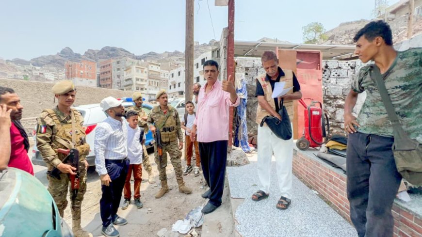 بن جرادي ينفذ نزولاً ميدانياً لضبط الأسعار في آبار المياه والغاز والمواد الغذائية والافران بصيرة