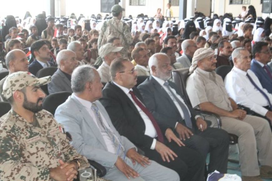 تعز.. خلية الأعمال الإنسانية تدشن مشروع الحقيبة المدرسية لعدد 26 ألف طالب وطالبة في الساحل الغربي