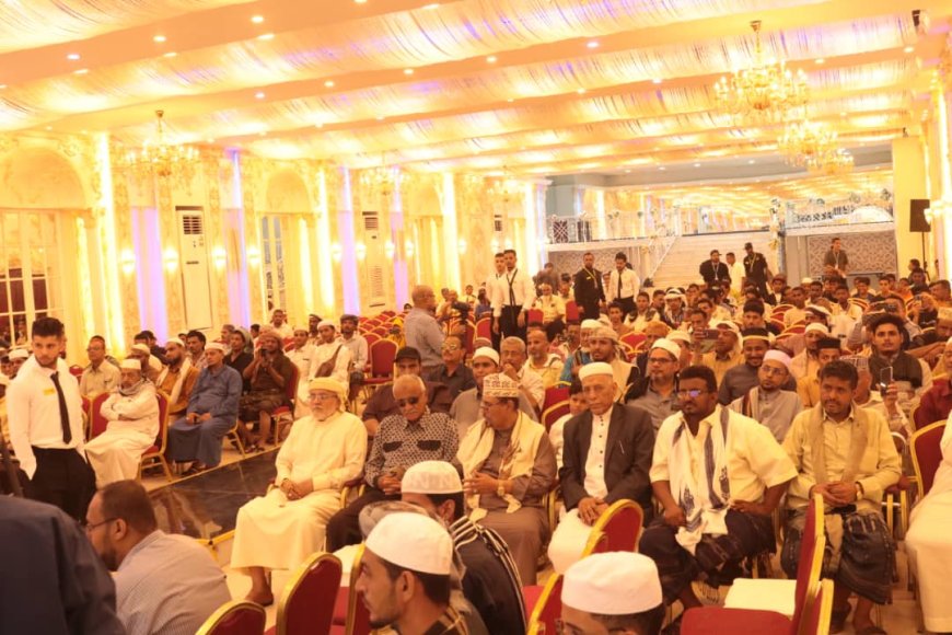 العاصمة عدن تحتفي بالزواج الجماعي السابع لـ 80 عريساً وعروساً