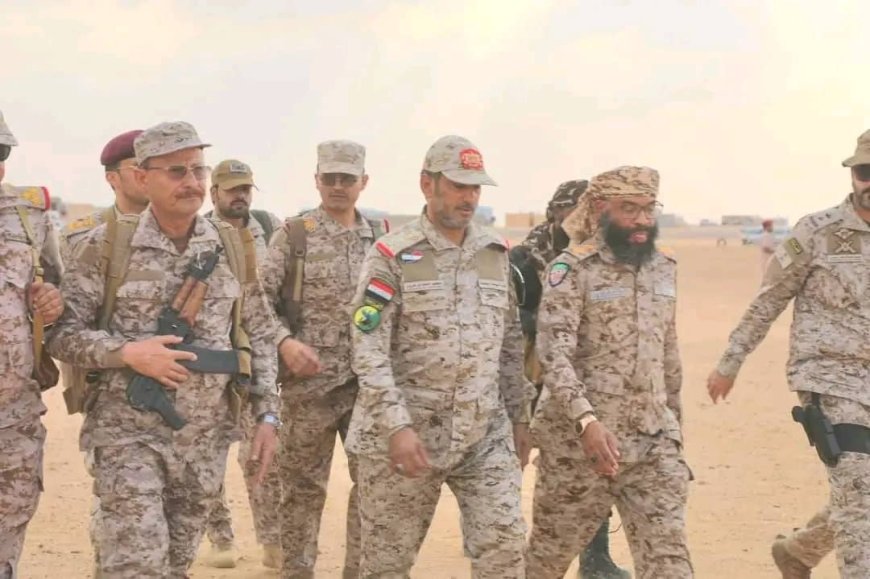 رئيس الأركان يطّلع على جاهزية الفرقة الثانية لقوات درع الوطن بالوديعة