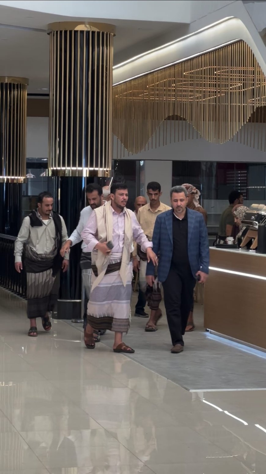 الدكتور عبدالله العليمي نائب رئيس مجلس القيادة يقوم بزيارات ميدانية في عدن