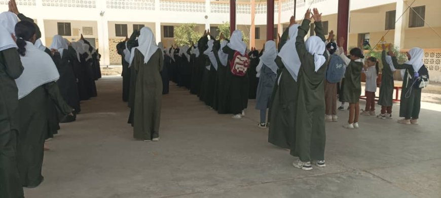 مؤسسة تمكين للتنمية المستدامة تزور مدرسة الحكمة وتتكفل بإصلاح المراوح
