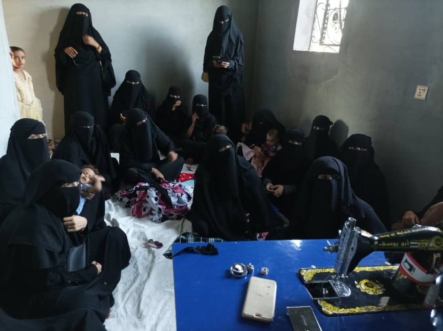 جمعية التراحم النسوية بلحج تفتتح مشغلًا للخياطة والتفصيل بدعم اتحاد الجمعيات الخيرية بعدن