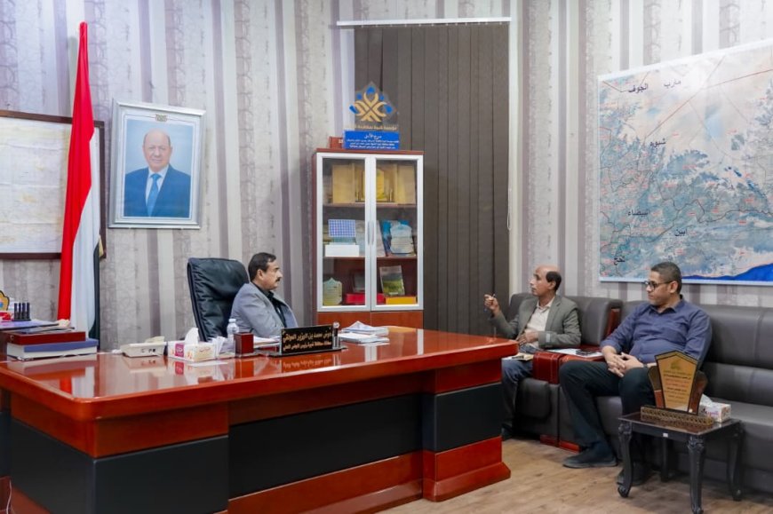 محافظ شبوة يتابع مستوى انتظام العملية التعليمية في المدارس