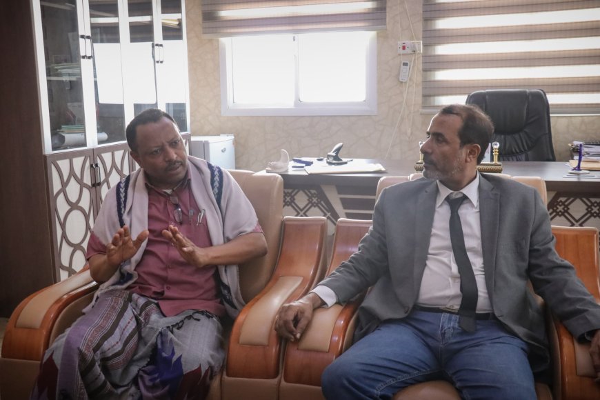فريق التوجيه والرقابة الرئاسي يناقش أوضاع مكتب الخدمة المدنية بمحافظة المهرة