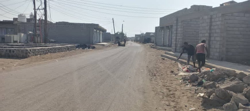 صندوق نظافة أبين يواصل حملات النظافة بشقرة الساحلية