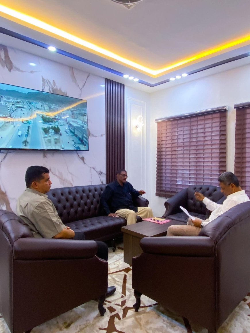 المدير التنفيذي لصندوق النظافة يبحث أوجه التعاون المشترك مع مدير عام تريم