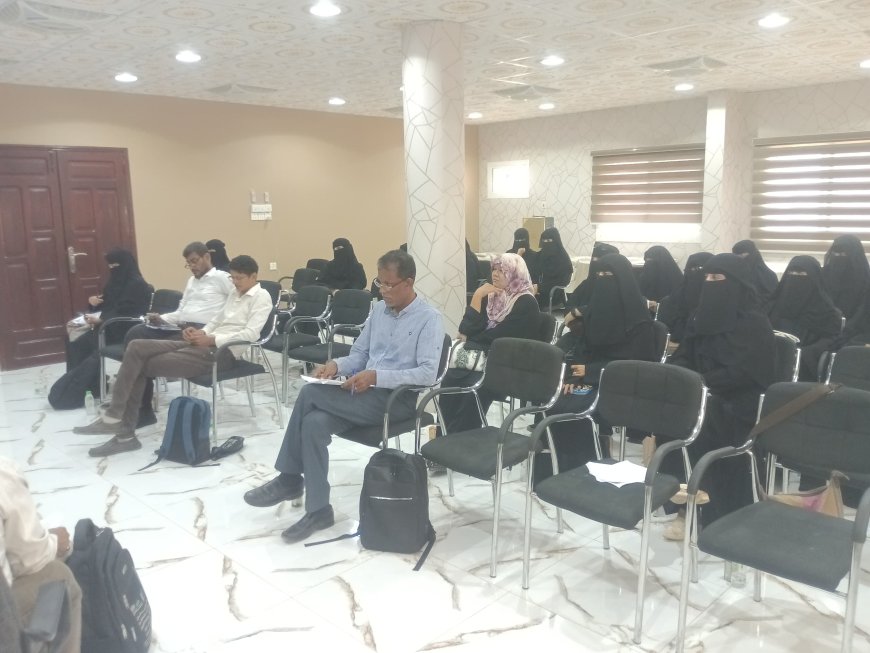 الهيئة الحضرمية لإصلاح ذات البين تشارك في "ندوة حكايات السلام .. جسور بين الأجيال" بالمكلا